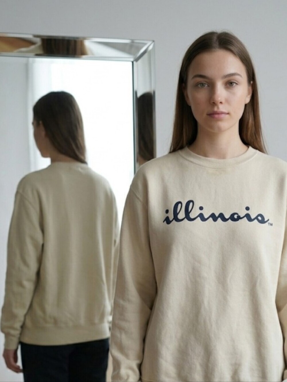 Champion Reverse Weave Illinois Script Logo Crewneck Sweatshirt Oatmeal Beige L